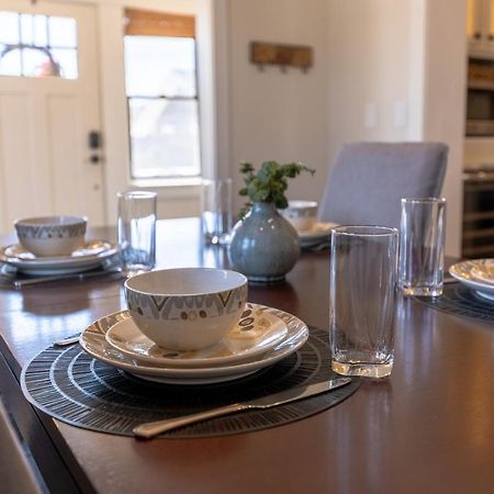 Luxury Home W/ Private Patio Mins Away From Dt Rc Rapid City Zewnętrze zdjęcie